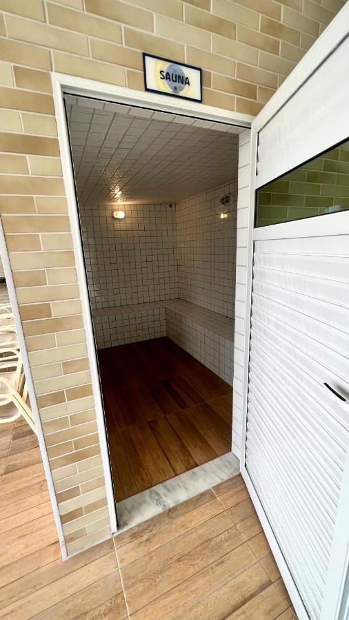 Apartamento 2 Quartos Sendo 1 A 150mt Da