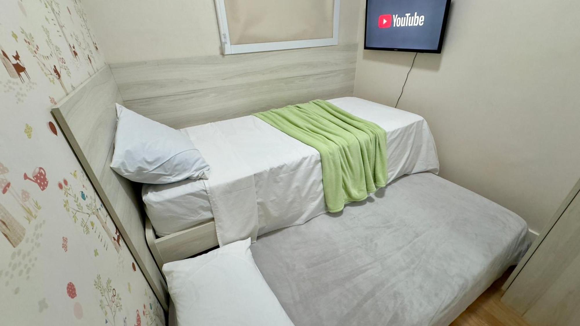 2 Quartos Sendo 1 A 150mt Da Apartamento *